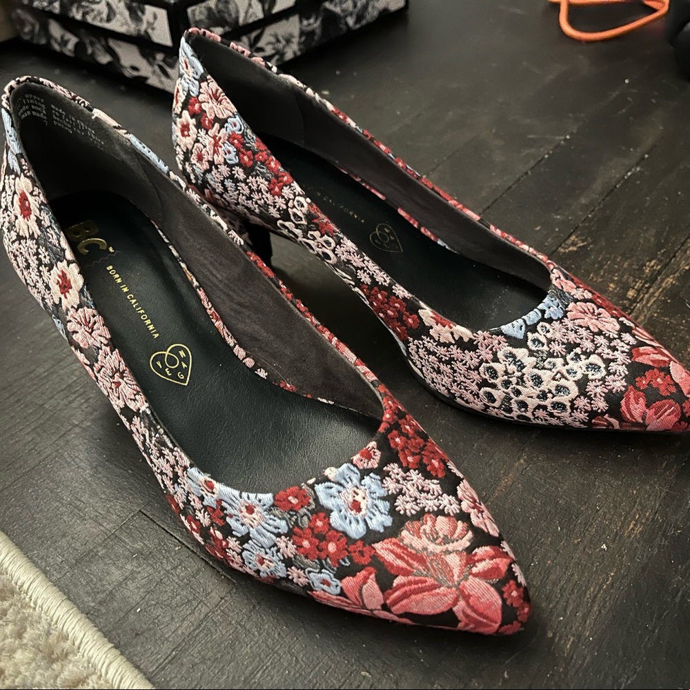 BC Vegan Karat Black Floral Heels